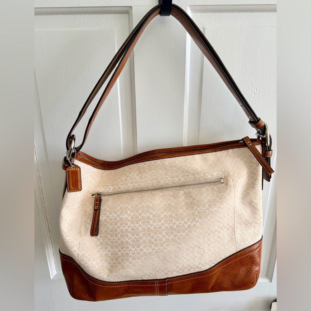 Coach XL Soho Authentic Vintage Signature Buckle Tote Style F11395 Cream/Brown